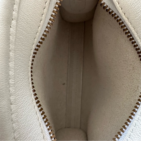 Like New Coach Vintage Abbie Crossbody Bag 9017 in White - Picture 8 of 10